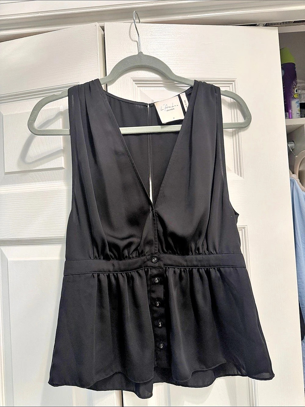 LA Academia Los Angeles Black Sleeveless Blouse Size Medium Like New